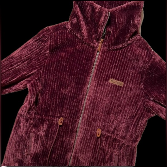 Columbia Fireside Burgundy Sherpa Fleece  (S) - Picture 8 of 12